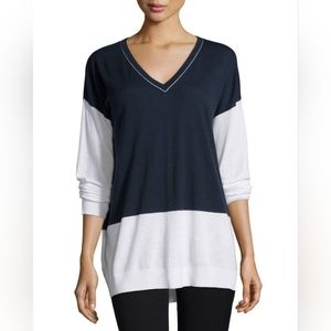Vince Colorblock V-Neck Long-Sleeve Top‎